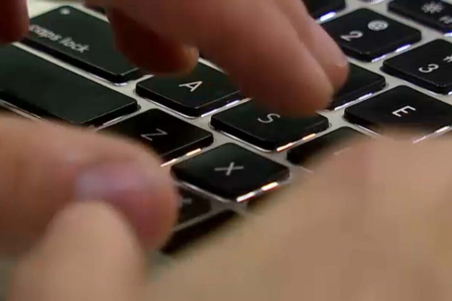 Piratas sacaram milharem de dados pessoais da Internet