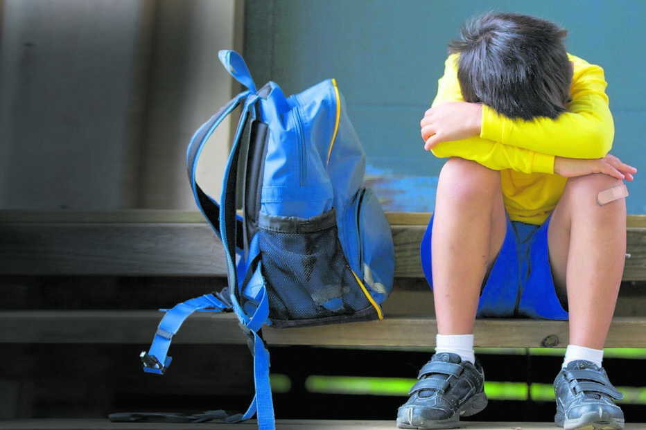 Professores despem calças a alunos e deixam-nos nus como castigo 