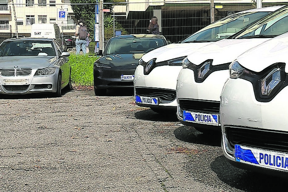 Grupo usa tecnologia para furtar carros e vendê-los às peças no Porto