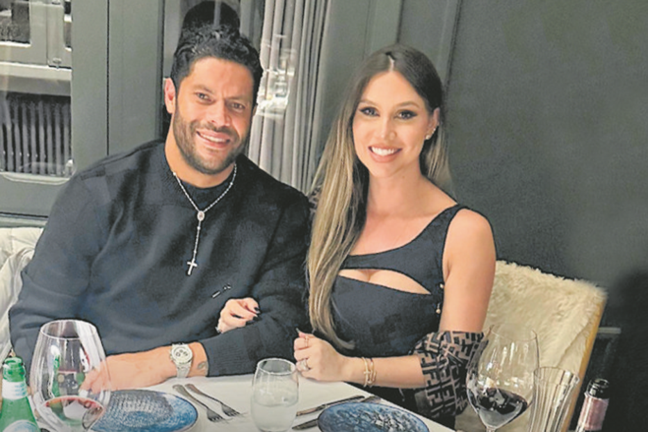 Antigo futebolista do FC Porto bebe vinho de 950 euros