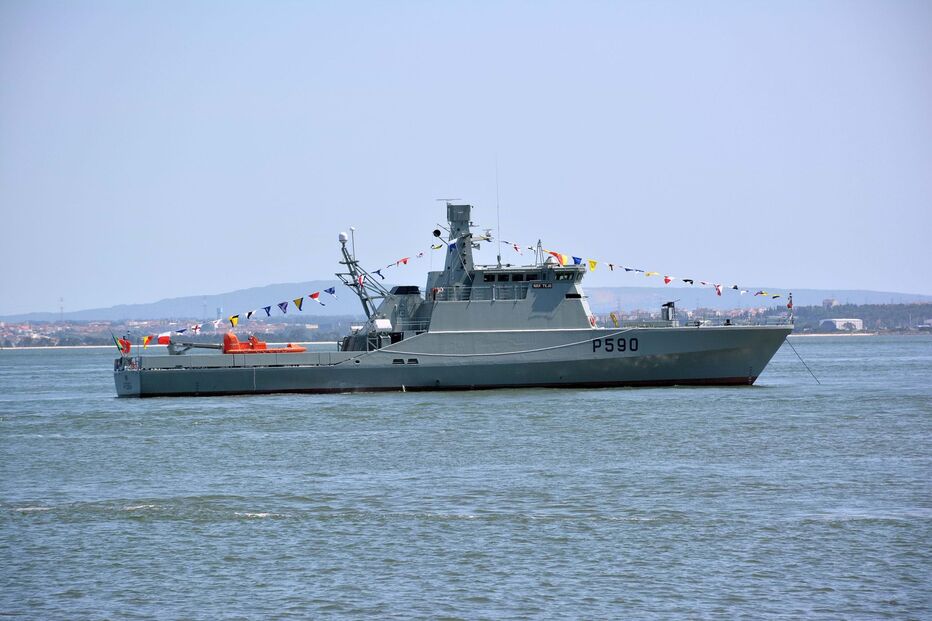 Lancha NRP Tejo