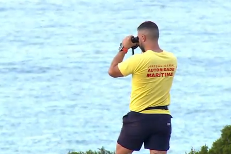 Buscas decorrem no local