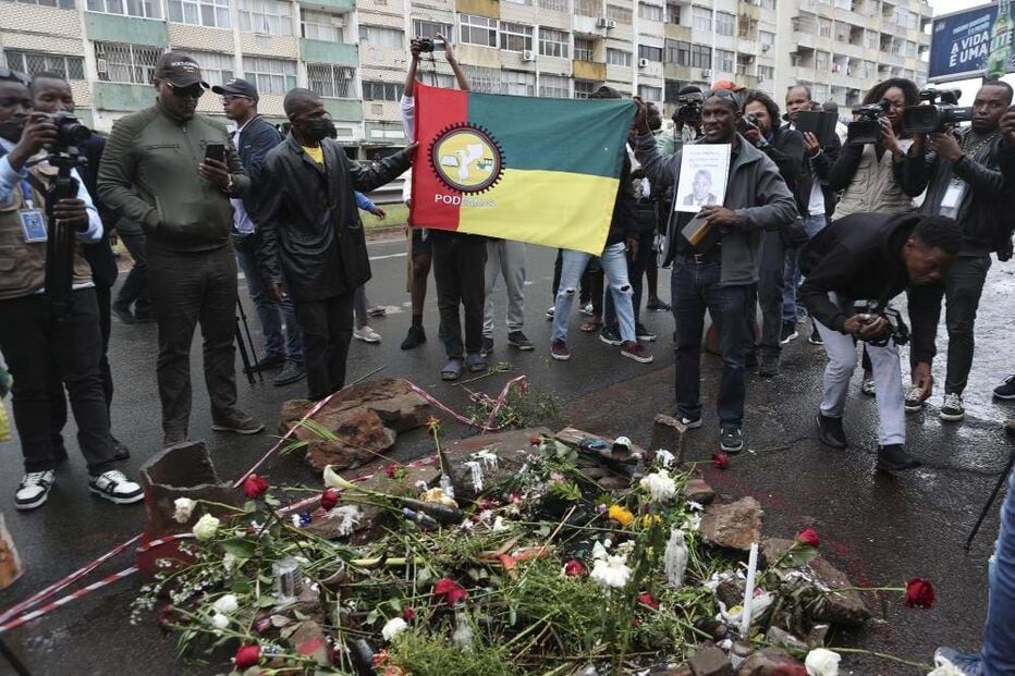 Polícia lança gás lacrimogéneo para dispersar manifestação em Maputo	