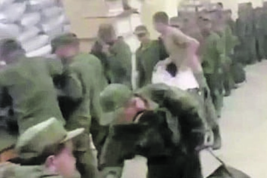 Militares norte-coreanos filmados em base russa 