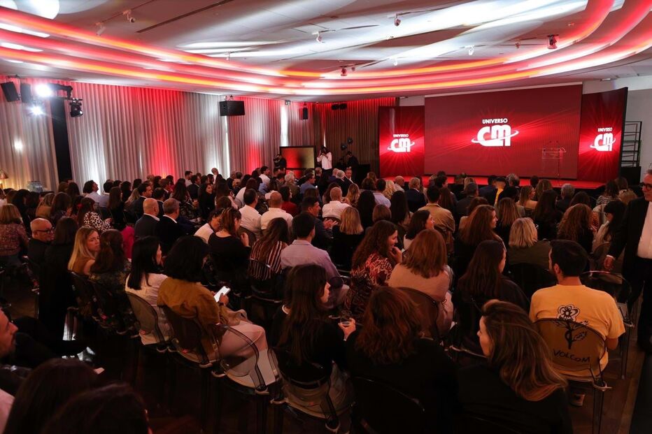 Apresentação da Rádio do Correio da Manhã