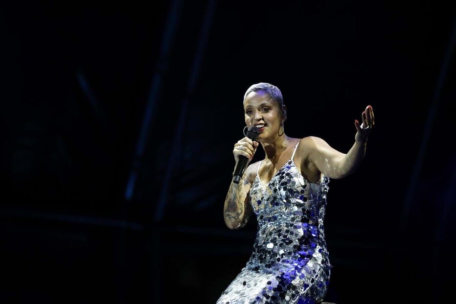 Mariza abre a 'festa'