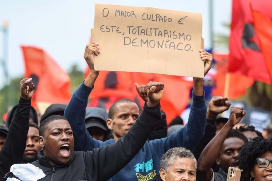 Milhares preenchem a Avenida da Liberdade a exigir justiça para Odair 