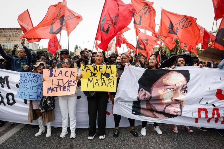 Milhares preenchem a Avenida da Liberdade a exigir justiça para Odair 