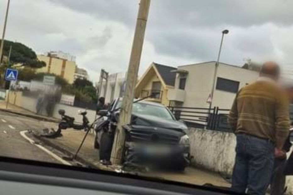 Mulher ferida em colisão na Póvoa de Varzim 