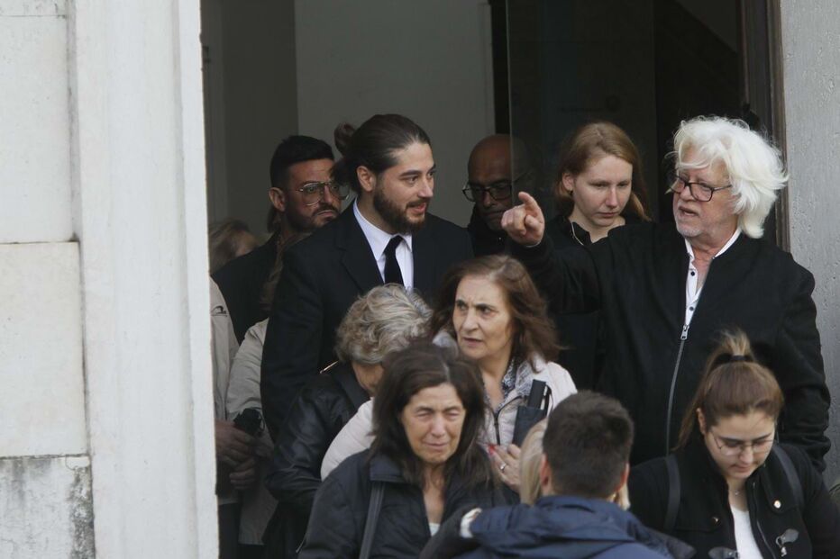 Marco António, com a namorada, Aleksandra e o pai, António