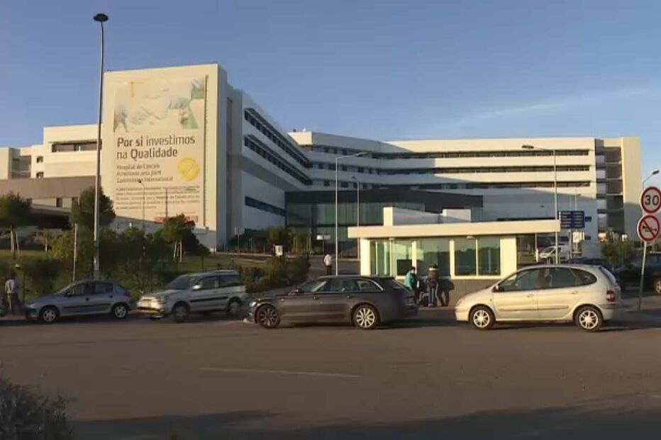 Homem vende bebidas com droga para violar mulher em praia da Linha de Cascais