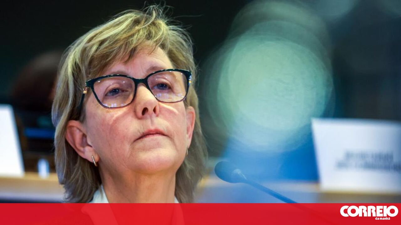 Maria Luís Albuquerque nos EUA: Ex-Ministra em Foco Após Acusações de Espionagem e Negação de Bruxelas