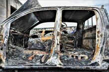 Maputo procura normalidade entre carros queimados e vias ainda boqueadas