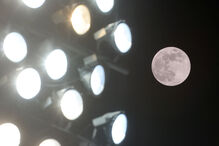 Superlua vista na Larnaca