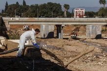 Um mês depois da tragédia que devastou Valência 