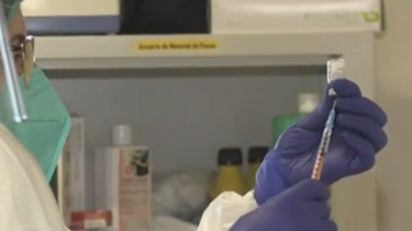 Doentes processam o Estado por sequelas da vacinação contra a Covid-19