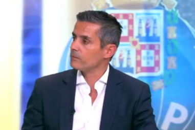 Tiago Silva: "O assessor não proíbe o treinador de responder aquela pergunta em concreto. Proíbe de responder em inglês"