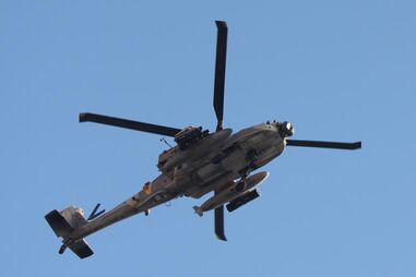 Apache, helicóptero de ataque 