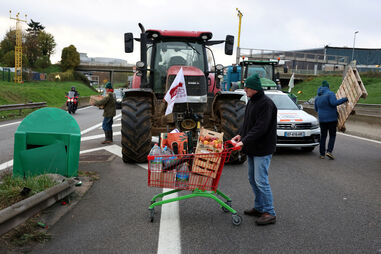 Sindicatos agrícolas franceses iniciam protestos em França