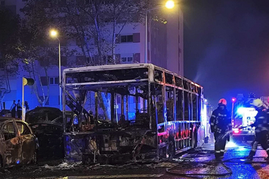 Autocarro da Carris incendiado a 24 de outubro