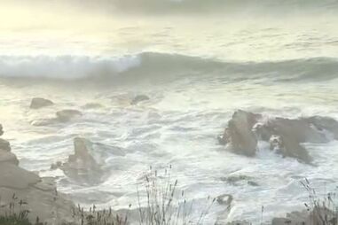 Mulher de 35 anos morre afogada após cair ao mar na Zambujeira do Mar