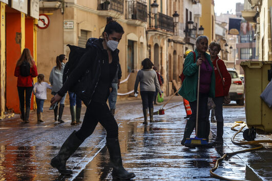 Um mês depois da tragédia que devastou Valência 