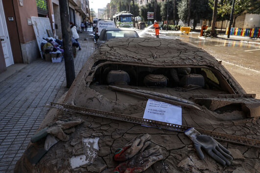 Um mês depois da tragédia que devastou Valência 