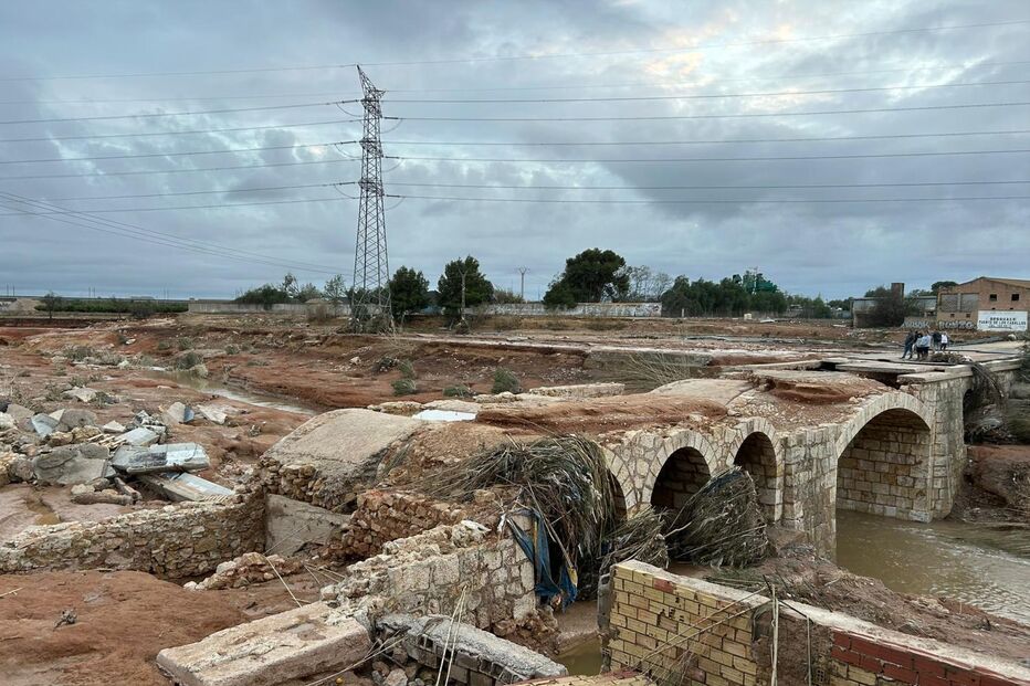 Tempestade provocou grandes danos em Valência