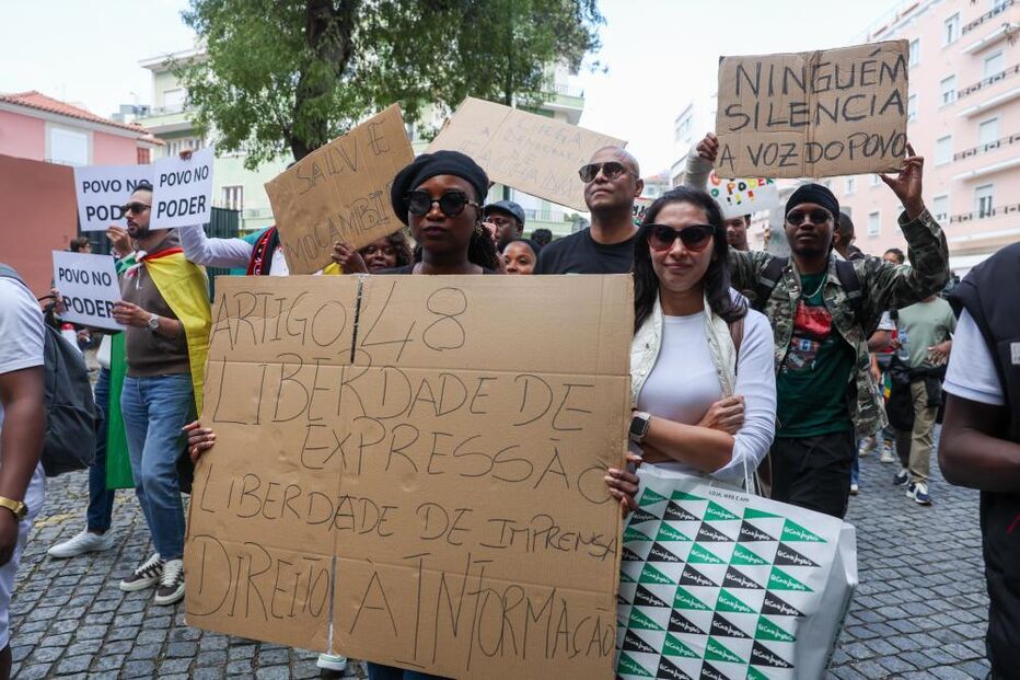 Cerca de duas centenas pediram em Lisboa fim de violência em Moçambique 