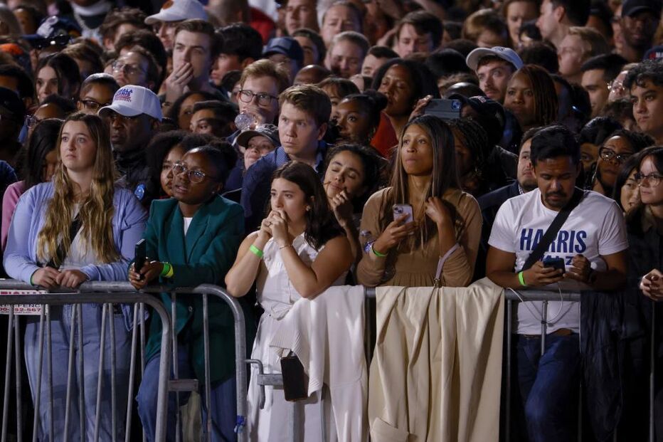 Americanos esperam por resultados eleitorais