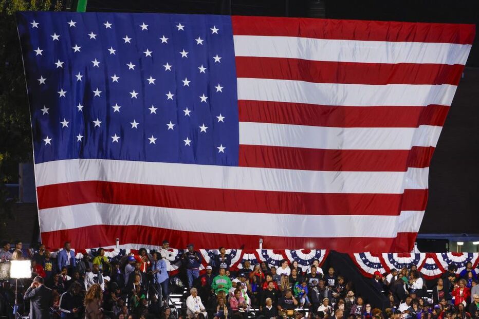 Americanos esperam por resultados eleitorais