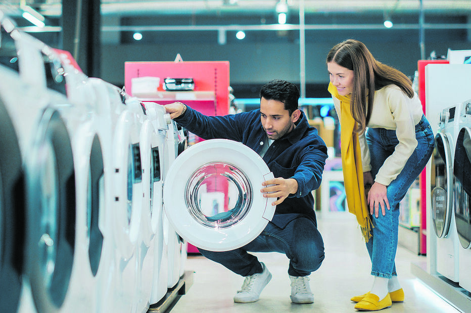 Programa do Governo é destinado às famílias mais carenciadas e visa promover a eficiência energética