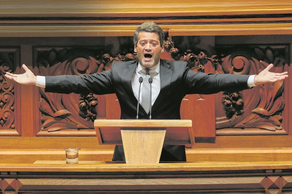 Imagem P26-ABERTURA_APAGAR_CABEÇAS_EM_BAIXO_ACRESCENTAR_FUNDO_CIMA.jpg (23014776) (Milenium)