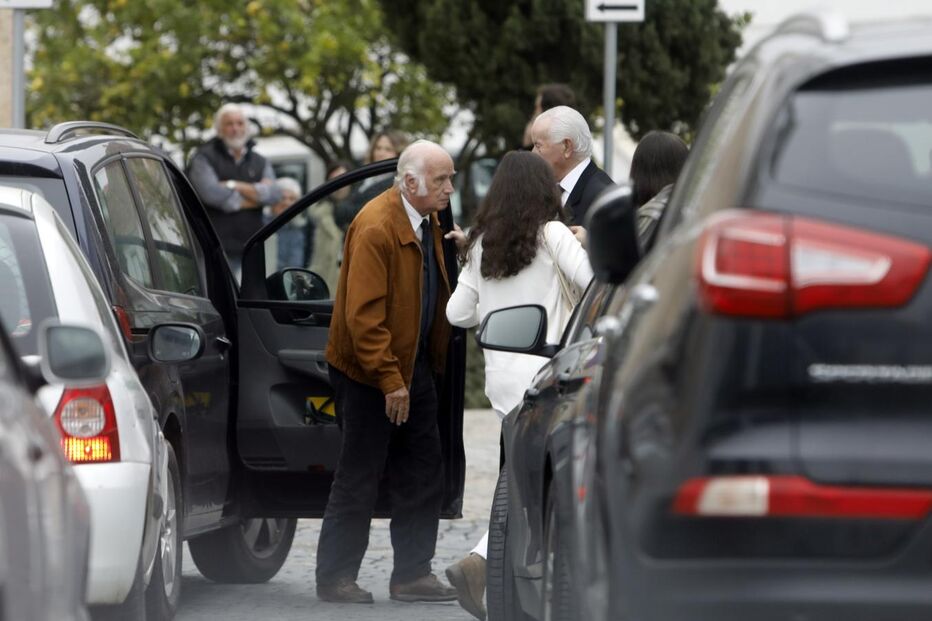 Funeral do bebé Vicente, neto do cavaleiro Ribeiro Telles 