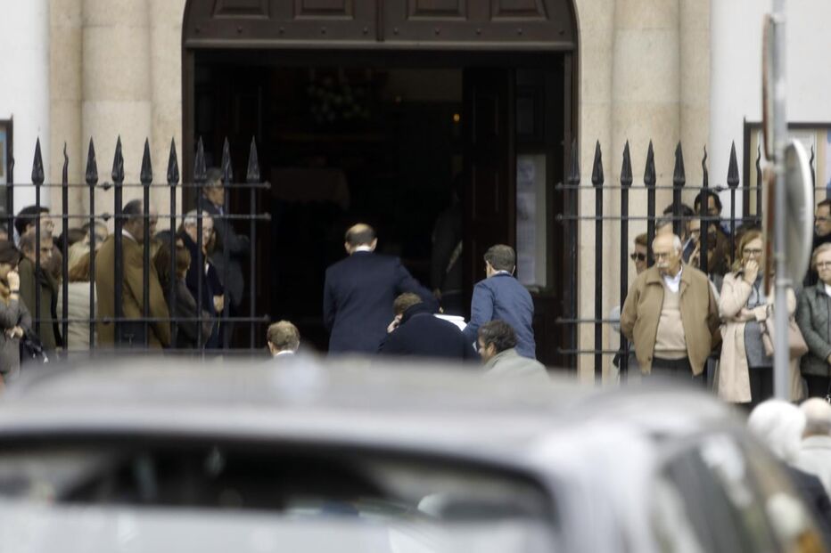 Funeral do bebé Vicente, neto do cavaleiro Ribeiro Telles 