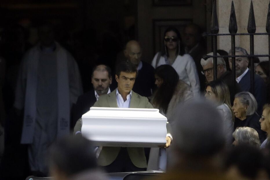 Funeral do bebé Vicente, neto do cavaleiro Ribeiro Telles 