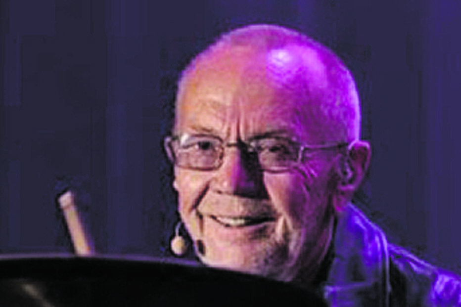 Colin Petersen (19462024) Obituário Correio da Manhã