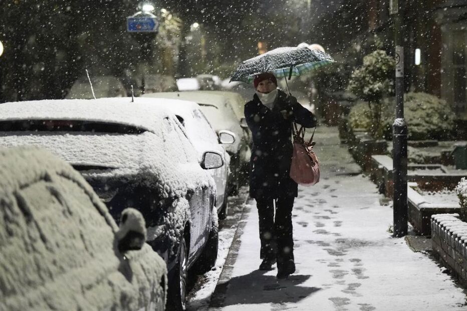 Neve cobriu de branco o Reino Unido