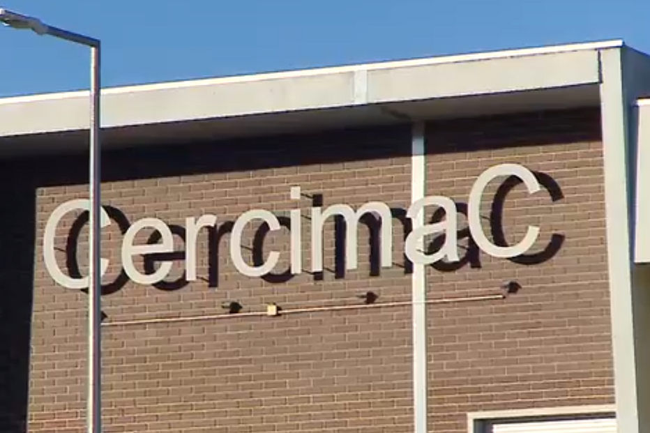 Cláudia foi funcionária no lar da CERCIMAC e conta os maus tratos a idosos que presenciou 