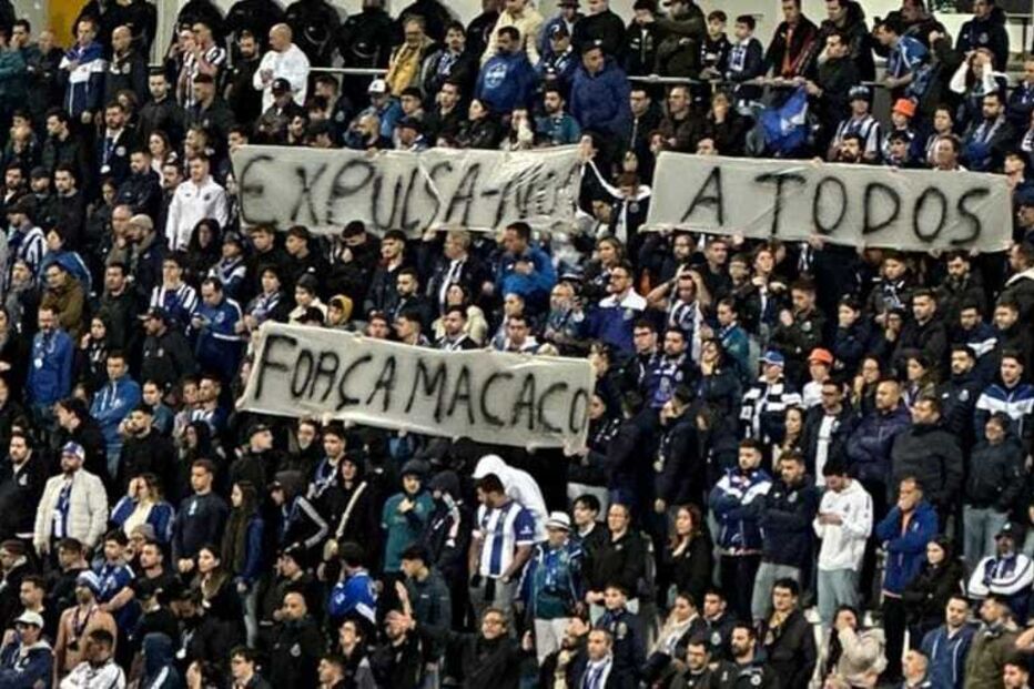Super Dragões manifestam-se contra expulsão do casal Madureira de sócios do FC Porto