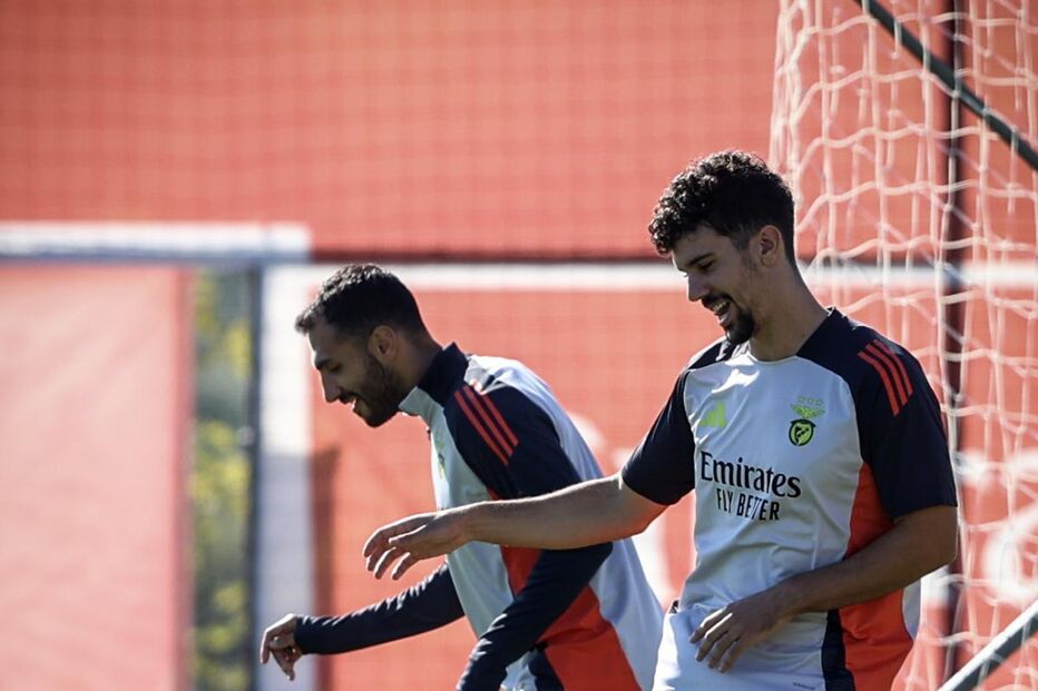 Pavlidis e Tomás Araújo