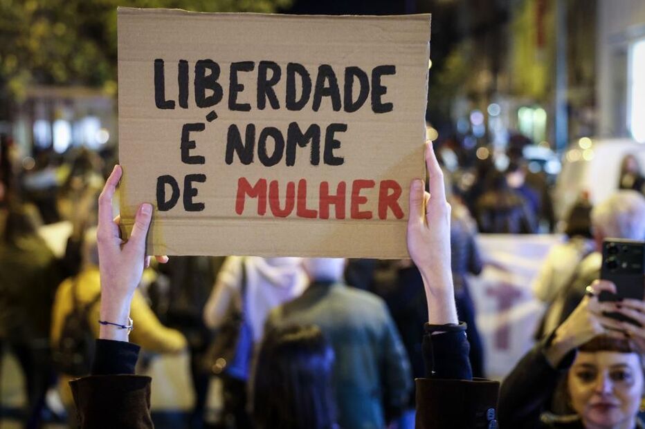 Marcha pelo fim da violência contra as mulheres, em Lisboa