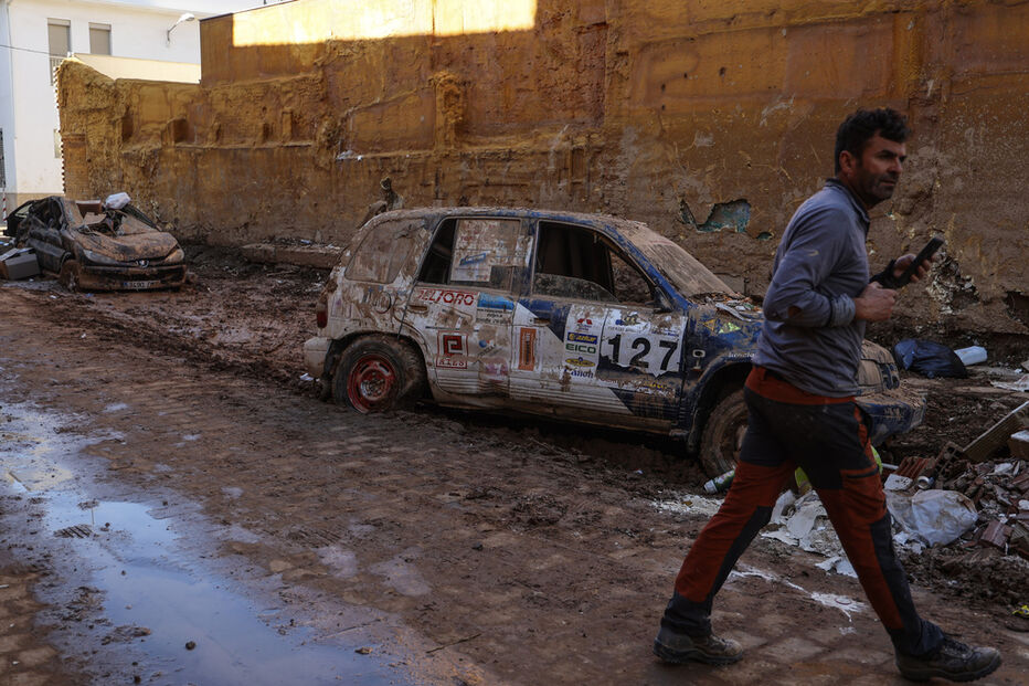 Um mês depois da tragédia que devastou Valência 