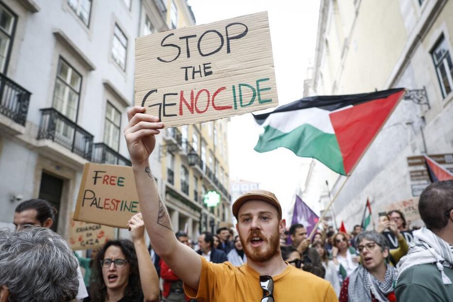 Centenas de manifestantes pedem em Lisboa a libertação da Palestina  