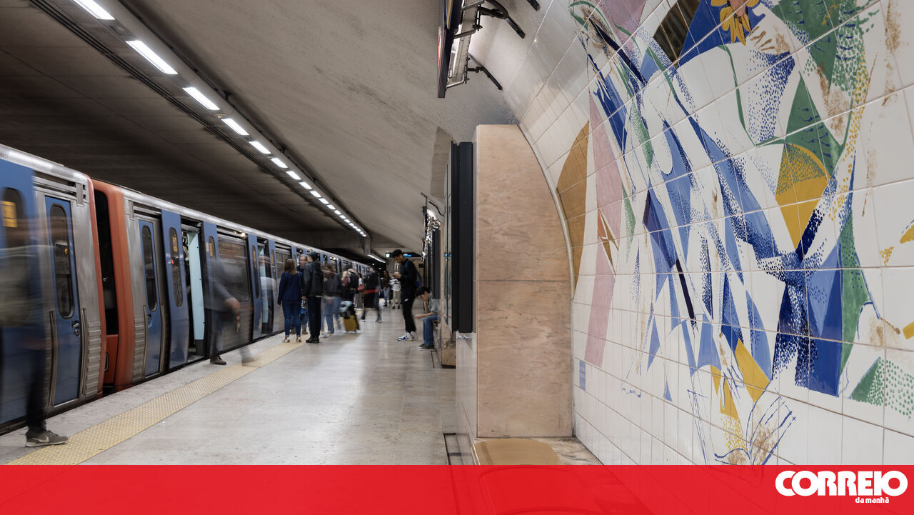 Lisbon Metro's Blue Line Resumes Service After Unexpected Interruption