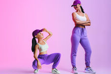 À direita, uma mulher, humana. À esquerda o seu avatar. Em breve todos teremos os nossos 