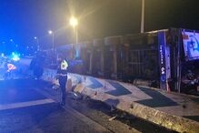 Um ferido em despiste de camião seguido de incêndio na A1 em Gaia