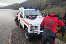 Bombeiros da Guarda salvam cão à deriva em barragem