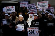 Sapadores em protesto deixam presentes de Natal 