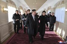 Kim Jong-un visita novo resort turístico na Coreia do Norte na companhia da filha